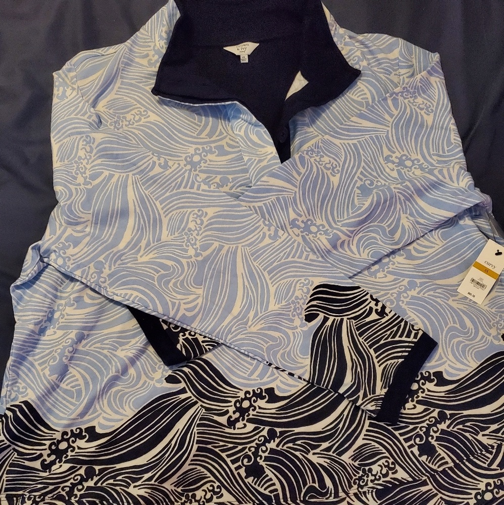 Crown & Ivy Long Sleeve